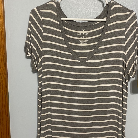 AE t shirt - Picture 1 of 2